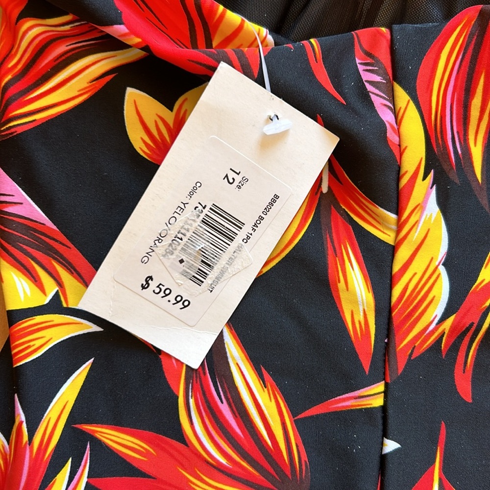 Bikini Bay One Piece Size‎ 12 Halter Swimsuit Black Orange Yellow Leaf Pattern - Picture 7 of 13